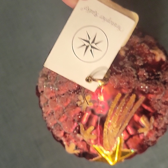 Christopher Radko Handcrafted Nativity Scene Ornament - - Picture 3 of 5